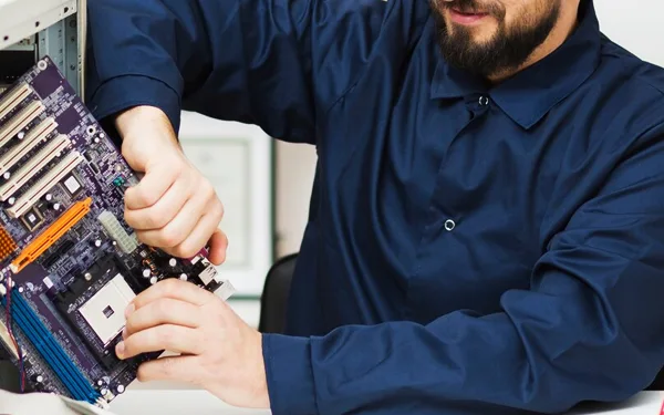 tecnico em informatica rj manutencao de computador instalação de placa mae